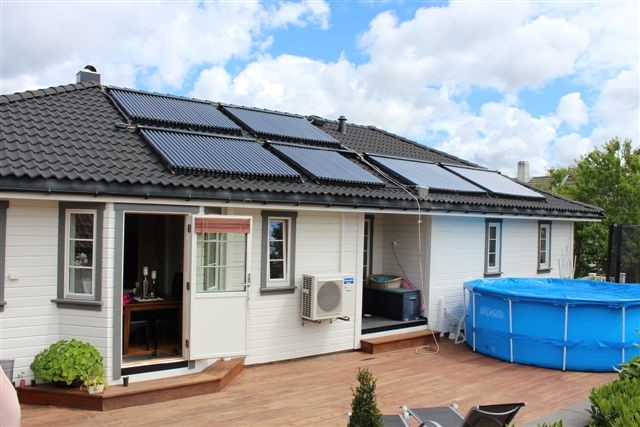 مقارنة تجربة المستخدم لسخانات المياه الكهربائية وسخانات المياه الغازية وسخانات المياه الشمسية